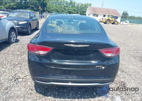 2016 Chrysler 200 Limited z USA, uszkodzony, nr VIN 1C3CCCAB2GN154409